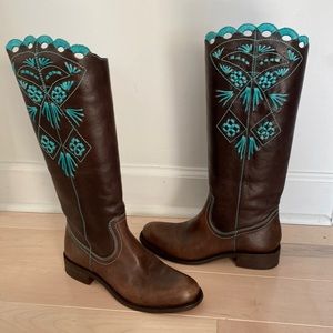 BCBGMaxazria dark brown leather teal embroidery boots 37